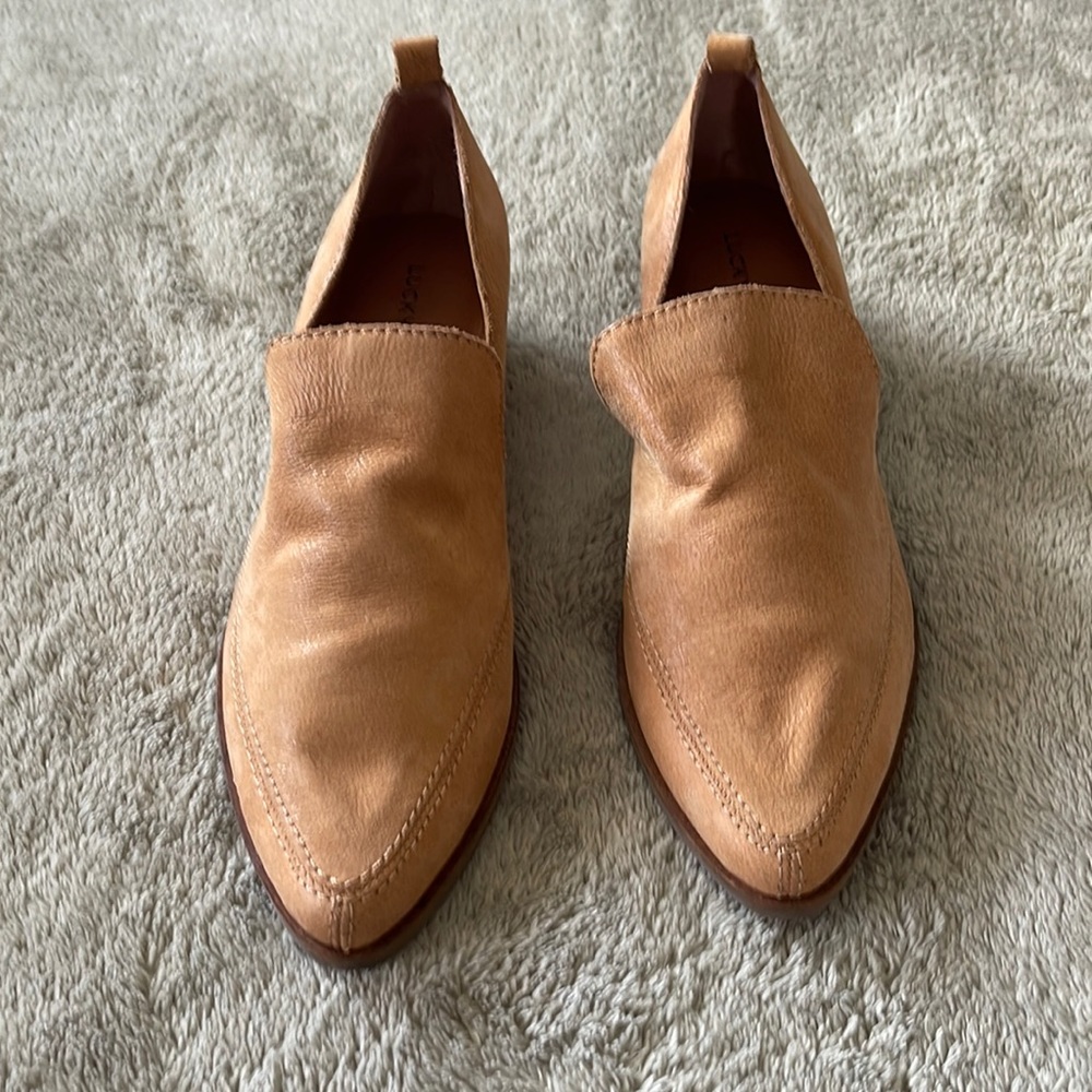 New Lucky leather tan loafer 8